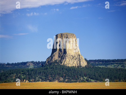 Devils Tower, a national landmark and travel destination, summer in Devils Tower National Monument, Wyoming, USA Stock Photo