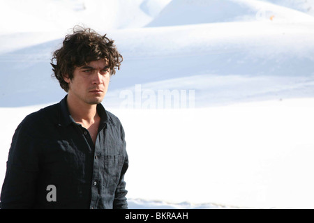 EDEN A L'OUEST (2009) EDEN IS WEST (ALT) RICCARDO SCAMARCIO COSTA-GAVRAS (DIR) 002 Stock Photo