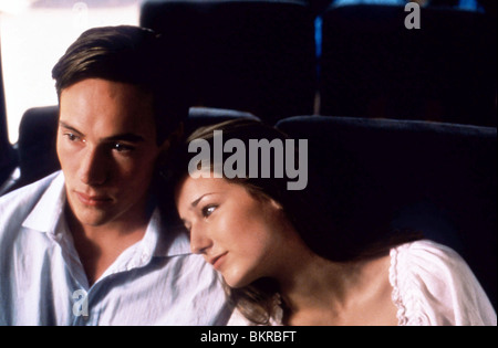 HERE ON EARTH (2000) CHRIS KLEIN, LEELEE SOBIESKI MARK PIZNARSKI (DIR) EART 001 Stock Photo