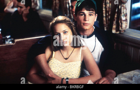 HERE ON EARTH (2000) JOSH HARTNETT, LEELEE SOBIESKI MARK PIZNARSKI (DIR ...