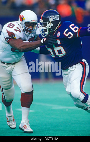 Lawrence taylor hi-res stock photography and images - Alamy