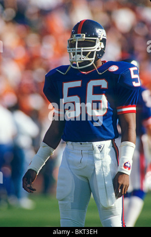 Lawrence Taylor New York Giants during the 1987 Superbowl, Pasadena, CA.  January 25, 1987 Stock Photo - Alamy