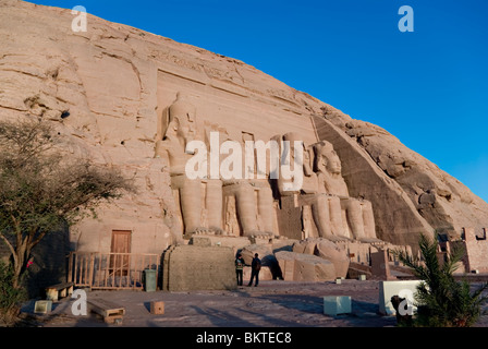 Temple of Ramesses II at sunrise, in Abu Simbel, Lake Nasser's shore, Nubia, Southern Egypt. Stock Photo