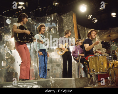 HOLLIES on Thank Your Lucky Stars in 1965. From left: Graham Nash, Allan Clarke, Tony Hicks, Bernie Calvert, Bobby Elliott. Photo: Tony Gale Stock Photo