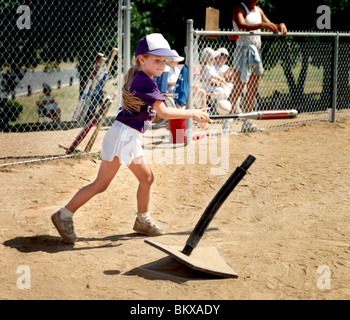 Cincinnati Ohio,Great American Ball Park,The Reds Team shop  souvenirs,gifts,tee shirts,girl girls,female kid kids child children  youngster,boy boys,ma Stock Photo - Alamy