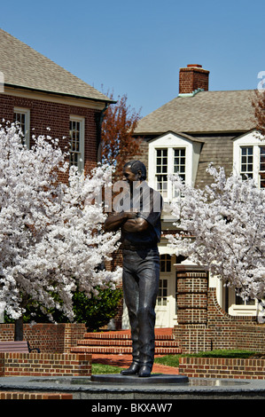 Dale Earnhardt Statue in Dale Earnhardt Plaza in Kannapolis, North Carolina Stock Photo