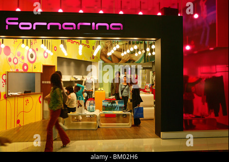 Shopping arcades Shanghai, shopping malls, shops, stores, mega malls, multi storey, advertising, consumers, fashion, design Stock Photo