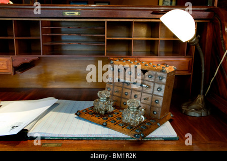 desk  writingtable Rue Blaes Straat Brussels Belgium flea market near  Place de Grandsablon antiques market Grote Zavel Stock Photo