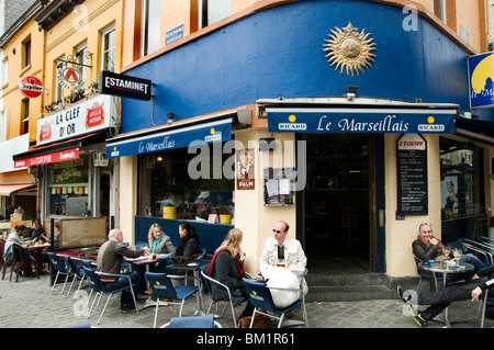 Bar cafe Pub Rue Blaes Straat Brussels Belgium flea market near  Place de Grandsablon antiques market Grote Zavel Stock Photo