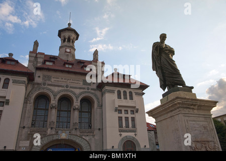 Ovid statue, Ovid Square, History and Archaeological Museum, Constanta, Romania, Europe Stock Photo