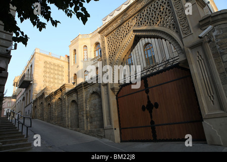 Sunrise in the streets of the historical old walled city of Baku in Azerbaijan, Central Asia. Stock Photo
