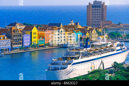 Cruise Ship At Cruise Port, Willemstad, Curacao Stock Photo - Alamy