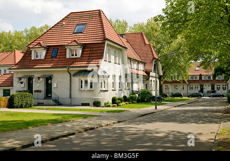 Industrial housing estate Bottrop-Welheim from 1914-23, Ruhrgebiet, North Rhine Westphalia, Germany, Europe. Stock Photo