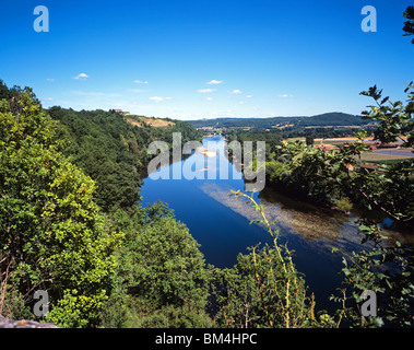 View of the River Dordogne at Cingle de Limeuil near Tremolat Stock Photo