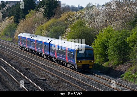 Class 165 turbo diesel multiple unit train in Great Western Railway ...