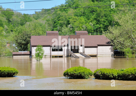 Flooding waters of  the Kentucky River at Fort Boonesborough Kentucky USA Stock Photo