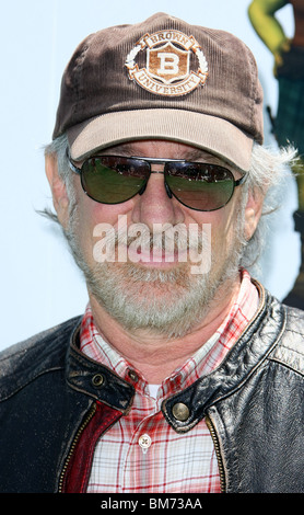 STEVEN SPIELBERG SHREK FOREVER AFTER LOS ANGELES PREMIERE BURBANK LOS ANGELES CA 16 May 2010 Stock Photo