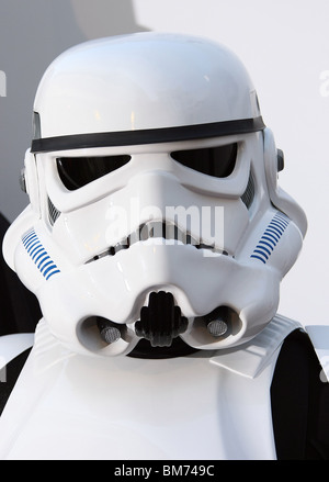 STORMTROOPER THE EMPIRE STRIKES BACK 30TH ANNIVERSARY CHARITY SCREENING HOLLYWOOD LOS ANGELES CA 19 May 2010 Stock Photo