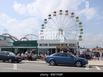 The Grampian Eye ferris wheel Esplanade Aberdeen Scotland May 2010 Stock Photo