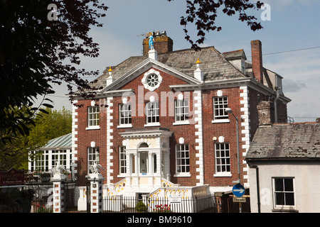 UK, Cornwall, Launceston, Castle Street, Eagle House, elegant Georgian home, now heritage hotel Stock Photo