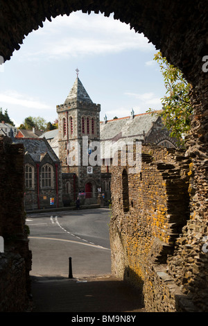 UK, Cornwall, Launceston, Guildhall through castle gateway Stock Photo