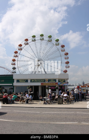 The Grampian Eye ferris wheel Esplanade Aberdeen Scotland May 2010 Stock Photo