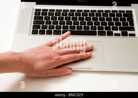 2006 macbook pro scrolling trackpad driver