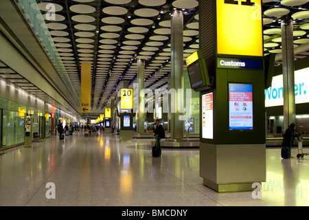 Baggage Claim Hall - Terminal 5 - Heathrow Airport - London Stock Photo