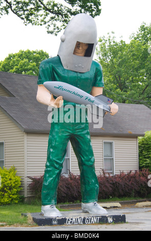 The Gemini Giant outside the Launching Pad diner on Route 66 in Wilmington Illinois Stock Photo