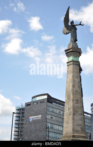 Bronze angel Newcastle upon Tyne Haymarket Stock Photo