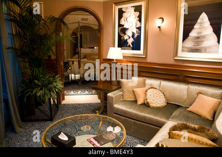 Royal suite atlantis hotel jumeirah palm dubai uae united arab emirates Stock Photo