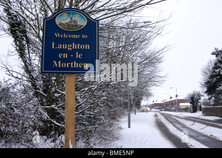 Welcome to Laughton En Le Morthen, South Yorkshire Stock Photo