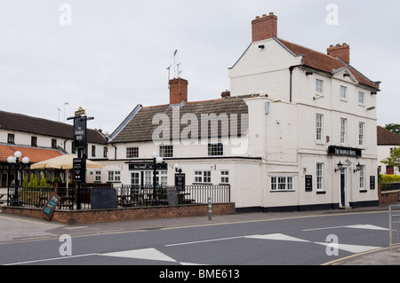 The Fourways Hotel, Blyth, Nottinghamshire Stock Photo - Alamy