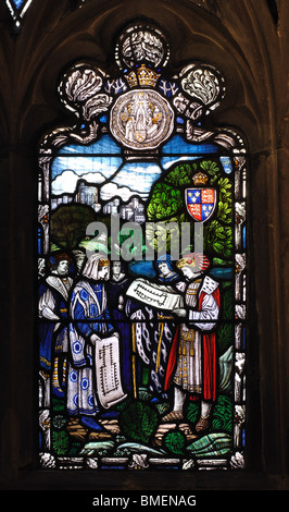 Founders of Eton College stained glass in the Stanbury Chapel, Hereford Cathedral, Herefordshire, England, UK Stock Photo