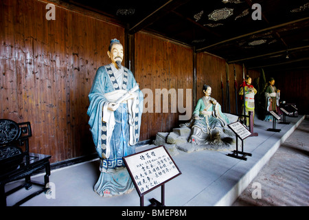 Statues in Ancestral Shrine Of Zhuge Liang, Zhuge Bagua Village, Jinhua City, Zhejiang Province, China Stock Photo