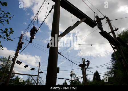 High-wire activity test for young children at YHA Edale. Stock Photo