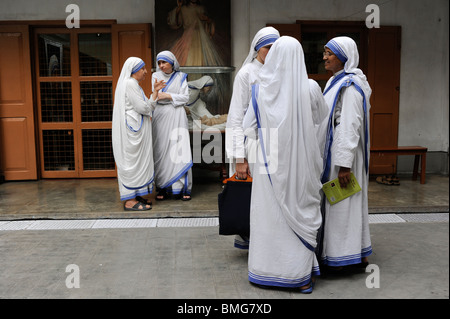 India Kolkata Calcutta, sisters of charity at Mother ´s Teresa house Stock Photo