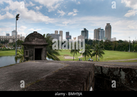 Manila Manilla Philippines coloniaal colonial  intramuros  old manila  spanisch view from wall watch out flying golf balls herit Stock Photo