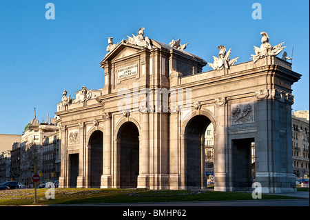 Puerta de Alcala in Plaza de la Independencia, Madrid, Spain Stock Photo