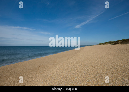 Chesil Beach in Dorset, UK - looking west. Stock Photo