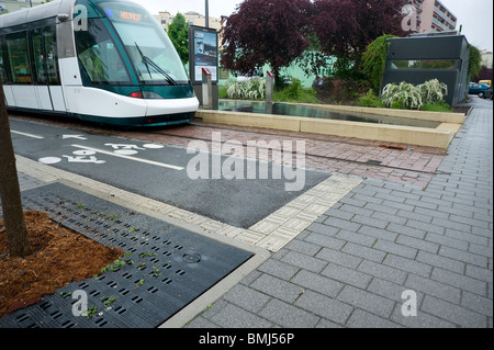 Strasbourg, Tramway, Haltestelle Tiergaertel - Strasbourg, Tramway, Terminus Tiergaertel Stock Photo