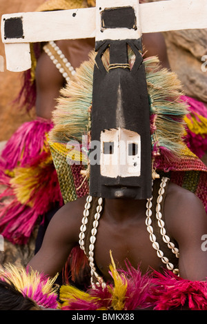 Mali, Tireli. Dancer wearing Kananga mask at the Dama celebration Stock Photo