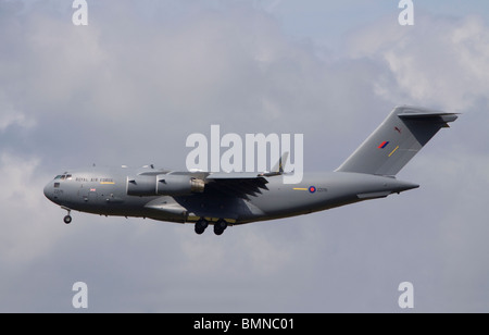 ZZ176 RAF Boeing C-17A Globemaster III landing at Brize Norton. Stock Photo