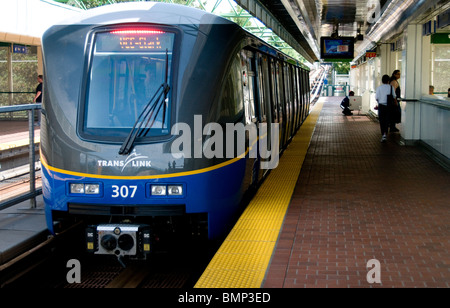 Canada, Vancouver, Sky Train Arriving At Nanaimo Station In Suburban Vancouver Stock Photo