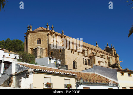 Statue of Pedro Espinosa in the Plaza de Santa Maria with a pavement cafe  and the giants arch to the rear, Antequera, Spain Stock Photo - Alamy