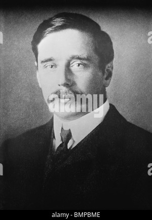 Undated portrait photo of H G (Herbert George) Wells (1866 -1946) - author of The Time Machine and The War of the Worlds. Stock Photo