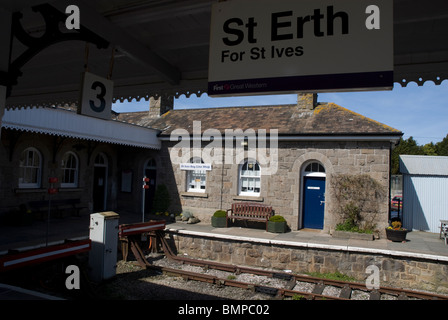 St Erth Railway Station and sign Cornwall England UK Stock Photo