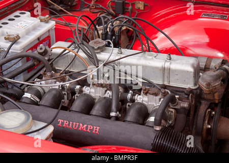 Triumph TR6 classic car six cylinder fuel injected engine Stock Photo