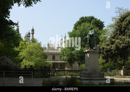 The statue of King George IV which is situated near to the North Gate of the Royal Pavilion in Brighton. Stock Photo