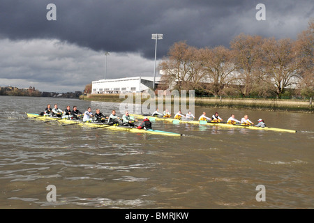 Cambridge University training session during Tideaway Week. The 156th Xchanging University Boat Race, London, England. Stock Photo